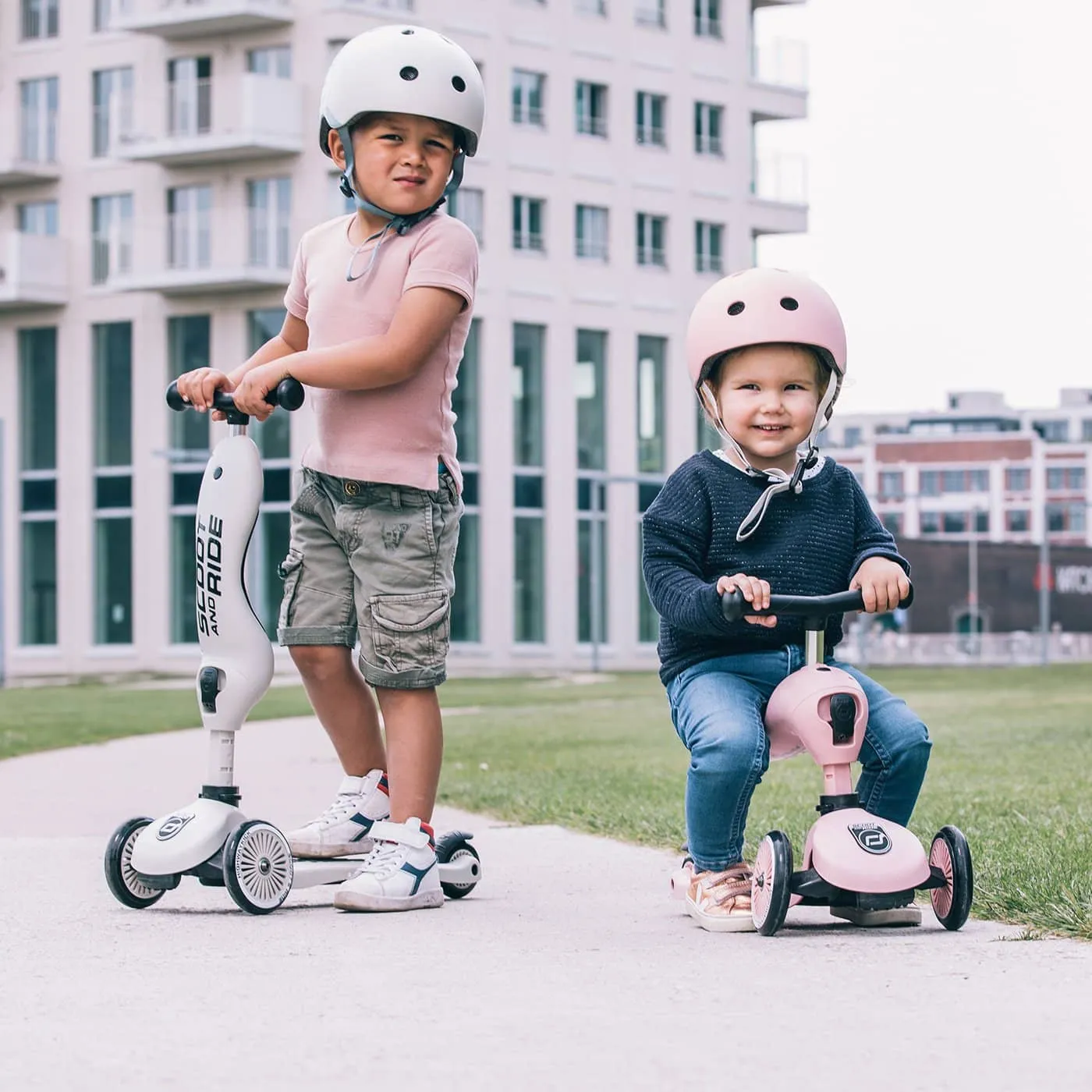 Scoot and Ride 2 in 1 Balance Bike / Scooter - Highwaykick 1 in Ash