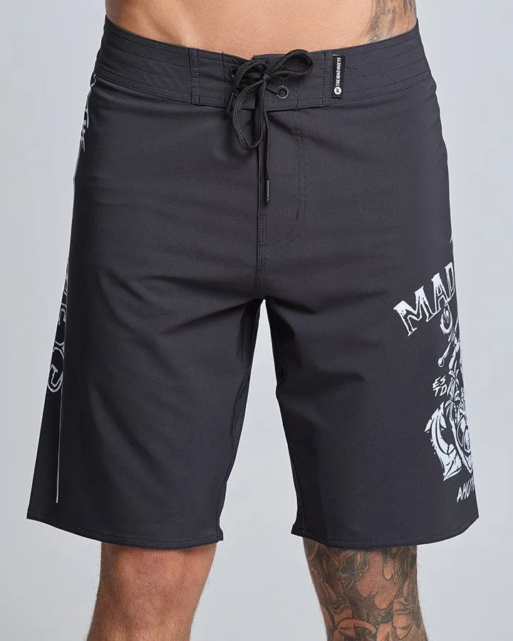 The Mad Hueys AHOY FKRS | 20" BOARDSHORT