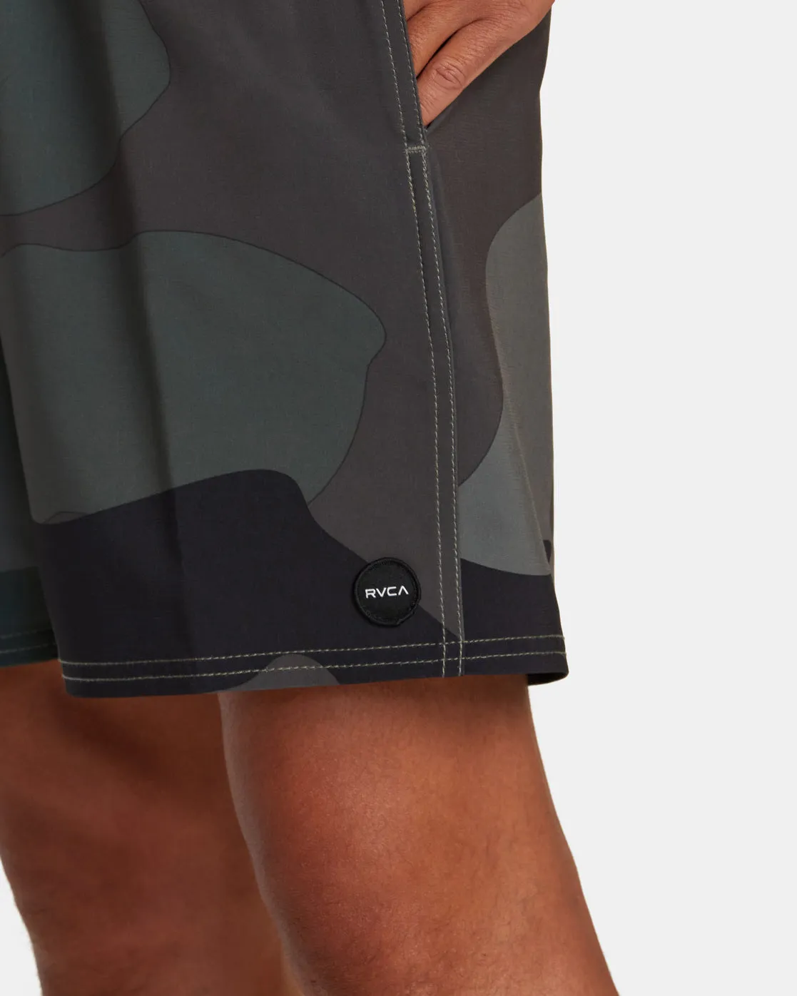 VA Elastic Waist 17" Boardshorts - Camo